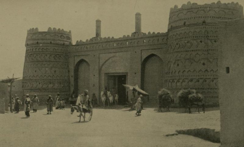 پرونده:Kerman Masjid Gate.jpg